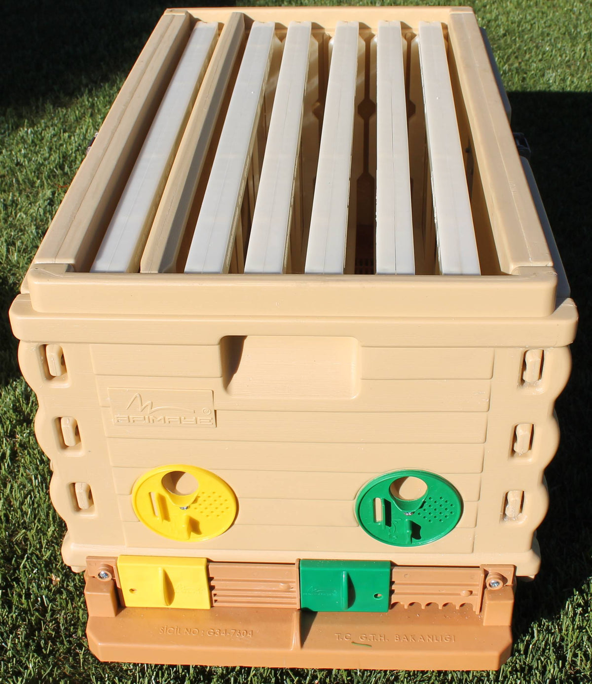 7 Frame NUC Insulated Bee Hive Set